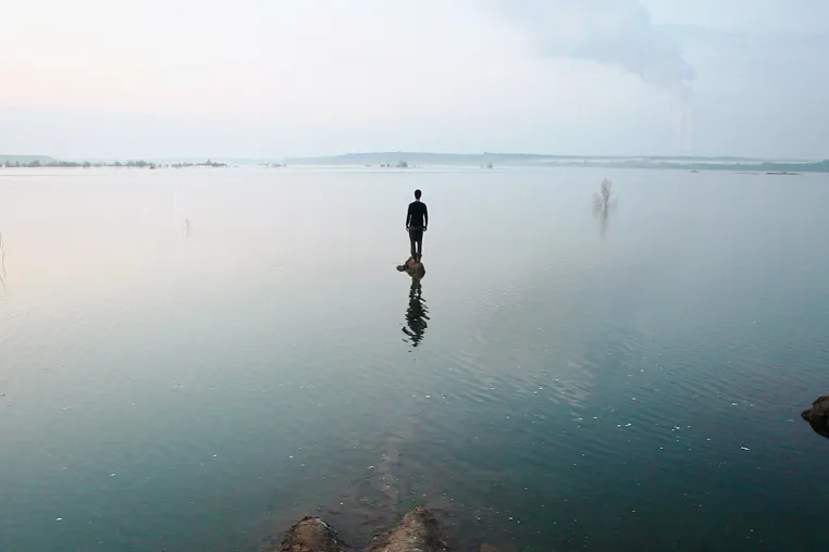 Sehnsucht... Videoarbeiten und installative Momente Bild: Sehnsucht... Videoarbeiten und installative Momente