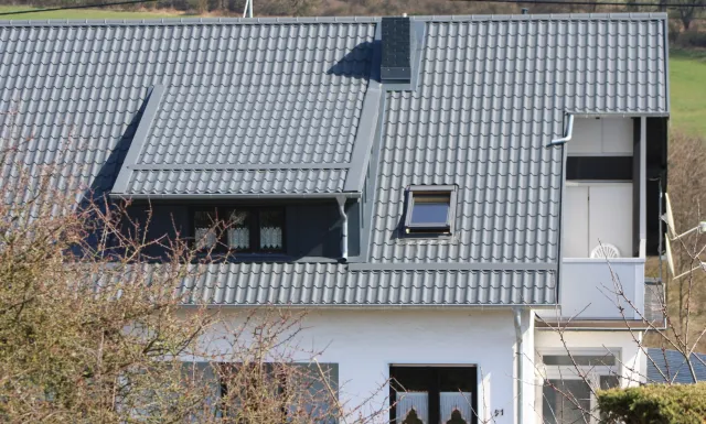 Bild: Das richtige Dach für mehr Wohnraum unter der Schräge