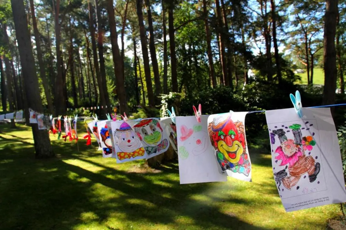 Clowns für Clowns (R) - Kinderbilder-Galerie (c) Strandhotel Fischland