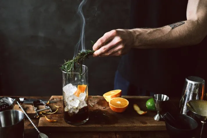 Bild: Bar Amélie eröffnet im H’Otello K’80 / Berlin