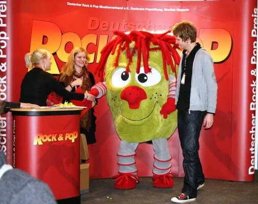 Bild: 28. Deutscher Rock & Pop Preis 2010 für Kindermusiker Frank Acker