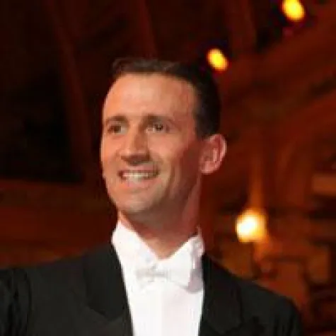 Mirko Gozzoli: Erste offizielle Tanzshow mit neuer Partnerin Bild: Mirko Gozzoli: Erste offizielle Tanzshow mit neuer Partnerin