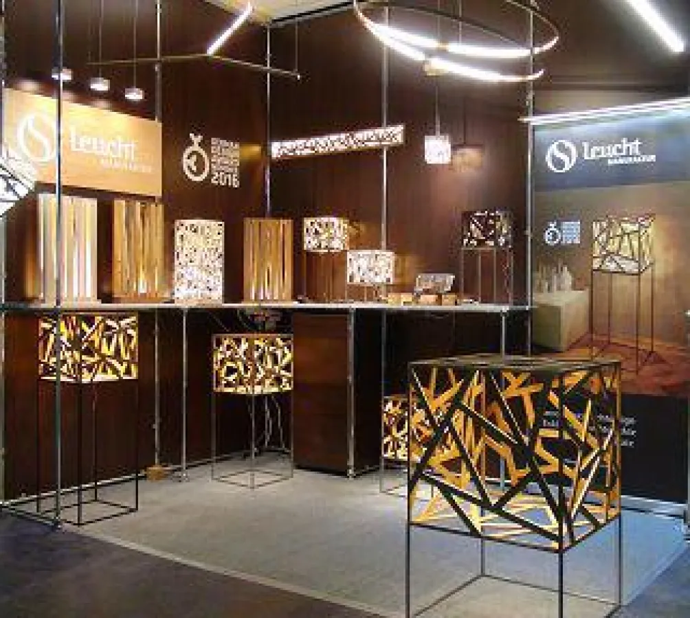 Exklusive Leuchtobjekte von Designer Otto Sprencz