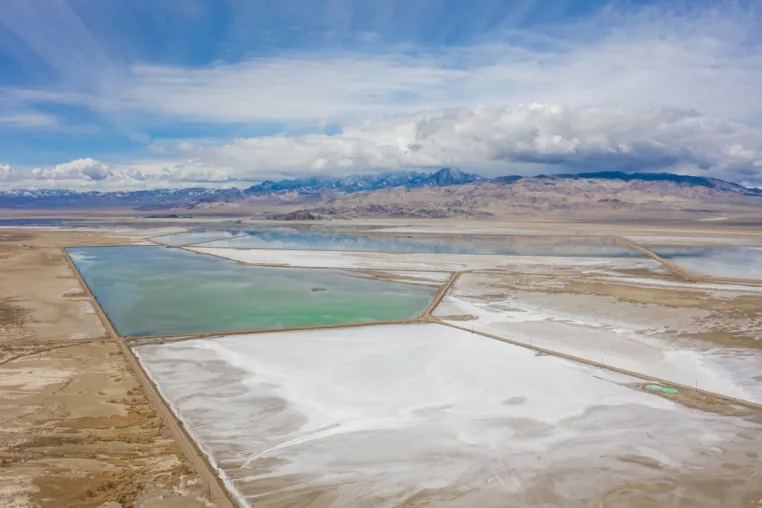 Bild: Übernahme: Lithiumgigant Albemarle startet Due Diligence zu Liontown Resources