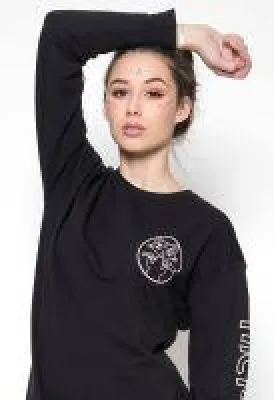 Erste Fashionkooperation von Cyroline mit Social Influencerin Bild: Erste Fashionkooperation von Cyroline mit Social Influencerin