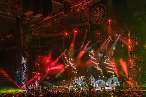 Bild: Die Toten Hosen tourten mit Movecat Equipment