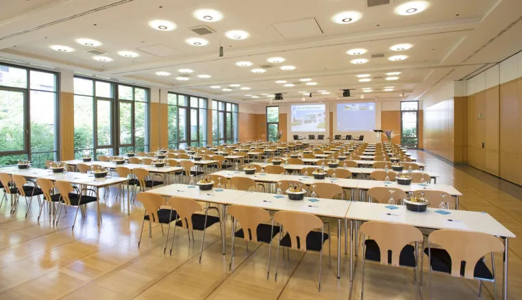 Raus aus dem Krisenmodus beim Krisenkommunikationsgipfel 2024 in München und digital Bild: Raus aus dem Krisenmodus beim Krisenkommunikationsgipfel 2024 in München und digital