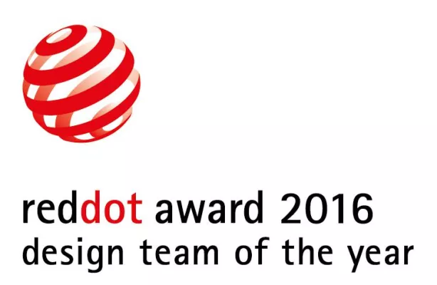 Bild: Simon Kidd und das Blackmagic Industrial Design Team erhalten höchsten Titel des Red Dot Awards 2016