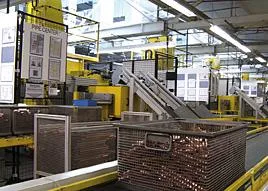 Bild: Hängende Biegemaschinen von transfluid®