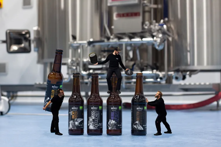 Bio-zertifizierte Bier-Spezialitäten aus Burghaun - Erfolgreicher Start für Brauerei “HUNFELT BRAEU Bild: Bio-zertifizierte Bier-Spezialitäten aus Burghaun - Erfolgreicher Start für Brauerei “HUNFELT BRAEU