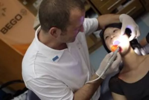 Bild: In Peking ist das Thema Dental in aller Munde