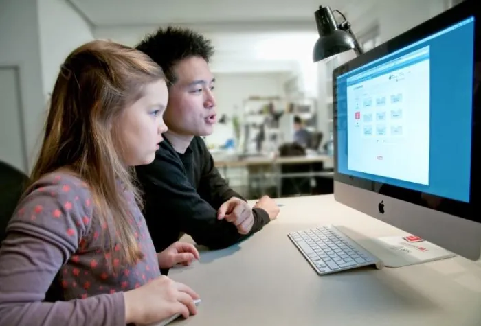 think moto gestaltet für Cornelsen erstes Online-Lernportal zum Schulbuch Bild: think moto gestaltet für Cornelsen erstes Online-Lernportal zum Schulbuch