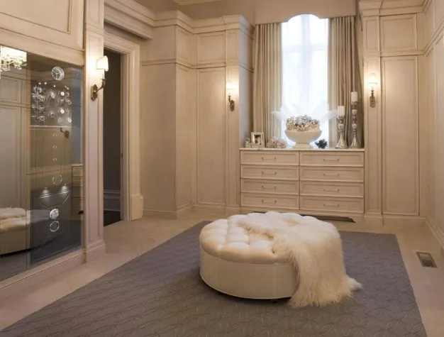 Bild: GRAND COLLECTOR INBUILT - EINZIGARTIGE EINBAULÖSUNG FÜR ANSPRUCHSVOLLE INTERIEURS