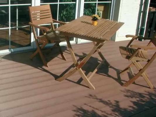 Bild: Urlaub zu Hause - Heim und Garten fit für schöne Ferien daheim machen