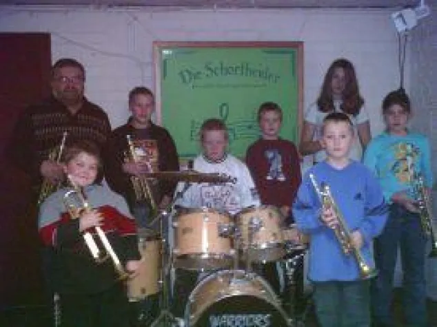 Bild: \"Die Schorfheider\" spielen Weihnachtslieder