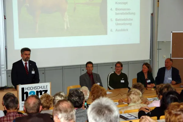 Bild: Nachhaltige Energieversorgung im Bioenergiedorf Jühnde - Auftaktveranstaltung der GenerationenHochschule