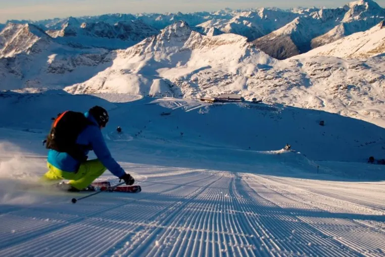 Bild: Feierlicher Startschuss zur Skisaison 2012/13 in der Hohe Tauern – die Nationalpark Region in Kärnten