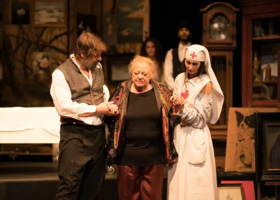 Bild: Deutschland-Premiere zum Spielzeitstart in HELLERAU: "Krieg und Terpentin" der belgischen Needcompany