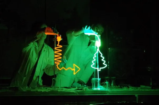 Bild: Naturwissenschaftler der Universität Leipzig laden zu Weihnachtsvorlesungen ein