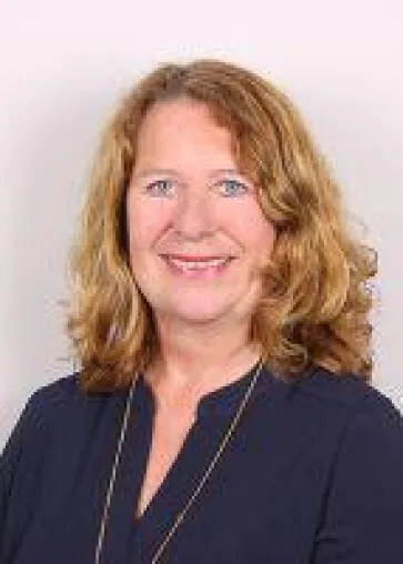 Junge Frauen rein ins Business - lernt, gesund zu führen! Bild: Junge Frauen rein ins Business - lernt, gesund zu führen!