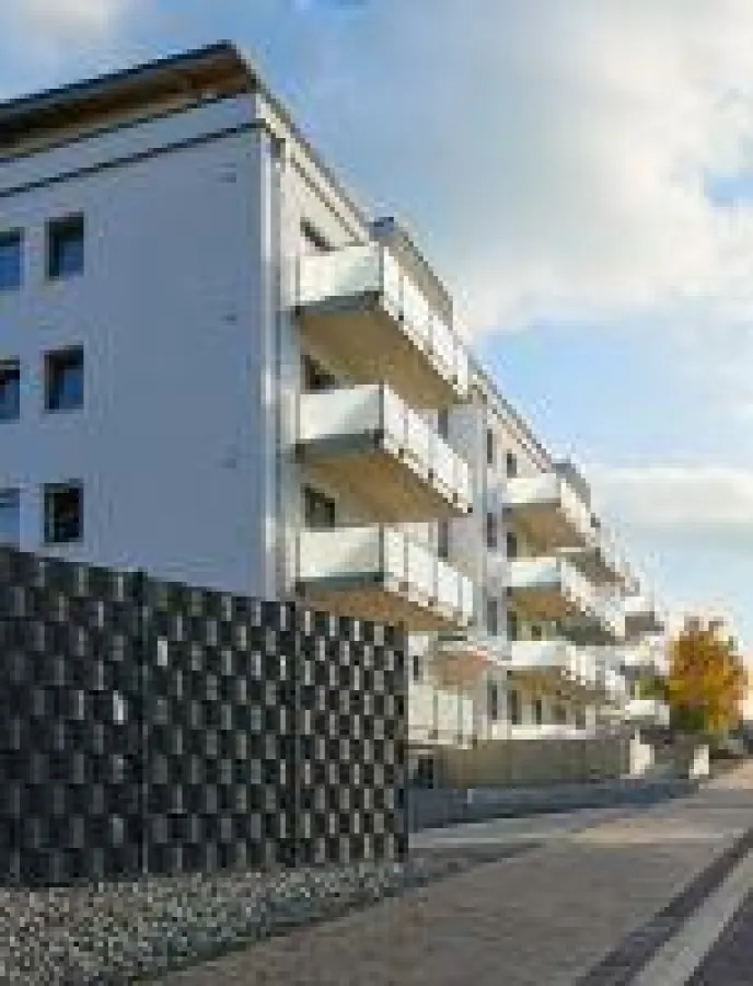 Andernach: Wohnungen von 70 bis 130 m² erfüllen dank KLB-Leichtbeton-Mauerwerk höchste Ansprüche an Schall- und Wärmeschutz.