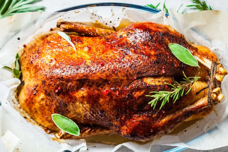 Bild: Ihr Knuspriger Weihnachtsbraten zum Abholen, ob Enten- oder Gänsebraten inkl. Beilagen fertig zubereitet