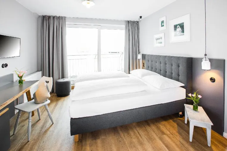 Aus Hotel am Forum Steglitz wird Anna 1908 Bild: Aus Hotel am Forum Steglitz wird Anna 1908