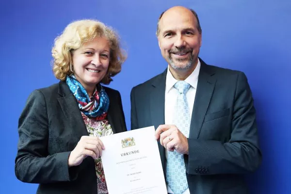 Bild: Dr. Gerald Huber ist neuer Honorarprofessor der Hochschule Neu-Ulm