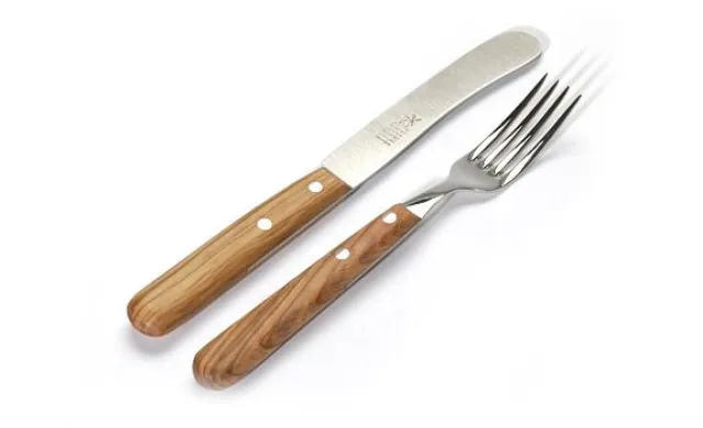 Wie Hausmannsküche am Mittelmeer: Küchenhelfer aus Olivenholz bringen mediterranes Lebensgefühl an den Tisch Bild: Wie Hausmannsküche am Mittelmeer: Küchenhelfer aus Olivenholz bringen mediterranes Lebensgefühl an den Tisch