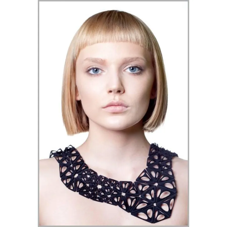 kinematics-Colliers schmiegen sich perfekt an