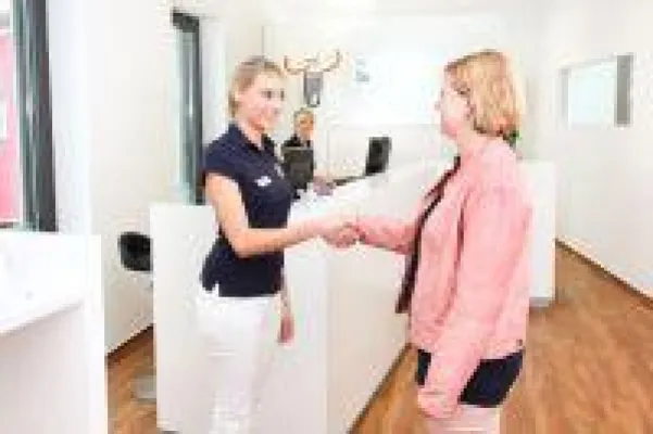 Bild: Endodontie mit modernen Behandlungsverfahren