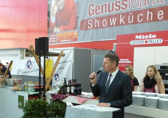 Bild: TEAM 7 macht Wohnen erlebbar – auf der Wohnen & Interieur 2014