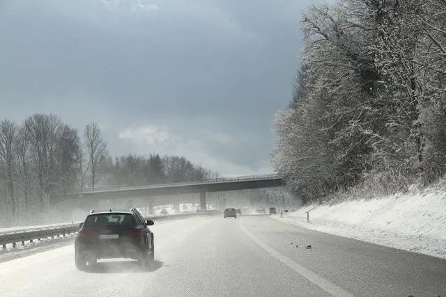 Tipps vom Automobilclub-Testsieger Mobil in Deutschland e.V. - So kommen Sie sicher durch den Winter Bild: Tipps vom Automobilclub-Testsieger Mobil in Deutschland e.V. - So kommen Sie sicher durch den Winter