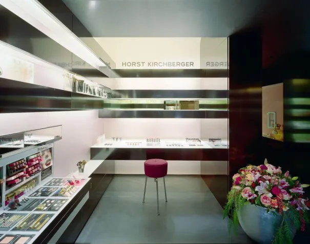 Bild: iLifeSPA exklusiv bei HORST KIRCHBERGER Makeup Studio, München