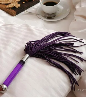 Bild: Luxusaccessoires aus Wildleder & Seide von LELO