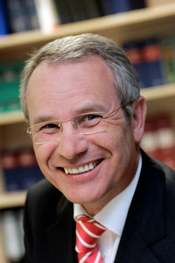 Gerhard Wagner ist Steuerberater und Rchtsbeistand bei der Steuerkanzlei SH+C in Regensburg