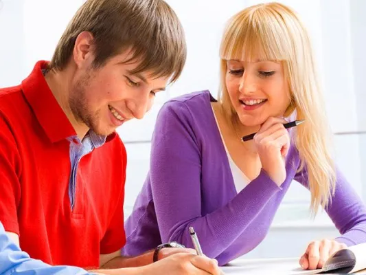 iSt Sprachreisen macht ein Studium in den USA erschwinglich Bild: iSt Sprachreisen macht ein Studium in den USA erschwinglich