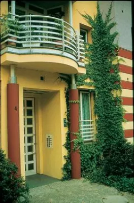 Bild: Farbgestaltung an der Fassade