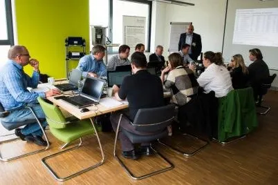 Bild: Routenzug mit dynamischen Loops – Intensiv-Workshop zum Tag der Logistik begeisterte Teilnehmer