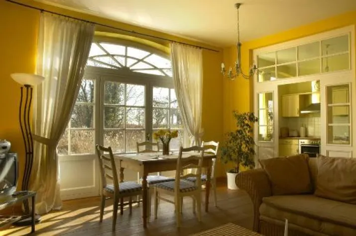 Bild: Sommerliche Stunden der Ruhe auf dem Mecklenburger Land – das GUT BROOK