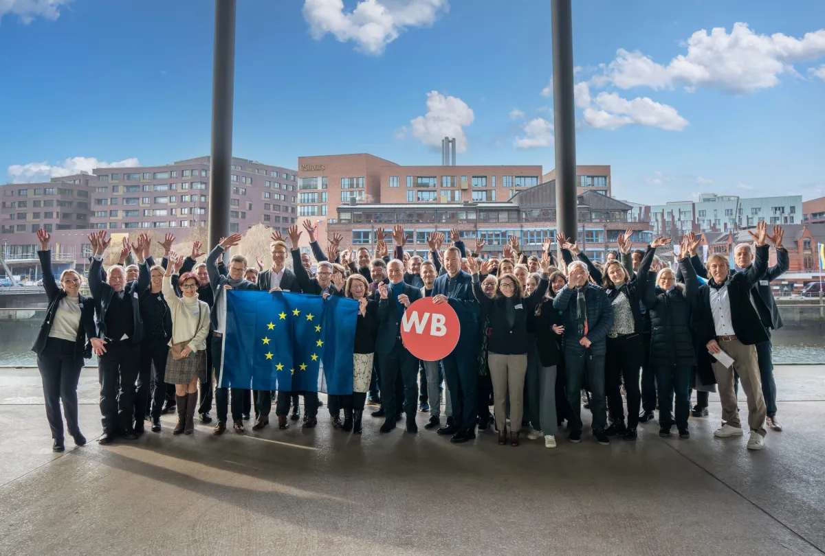 Gruppenfoto der Jubiläumsveranstaltung (© Zwei P; Ramin Wuttke)
