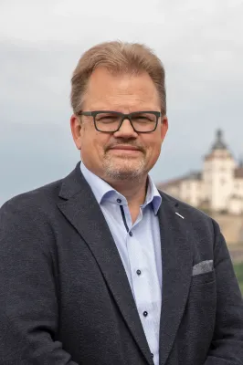 Bild: THWS-Bibliotheksleiter Jens Renner erneut zum Sprecher der 19 bayerischen Hochschulbibliotheken gewählt