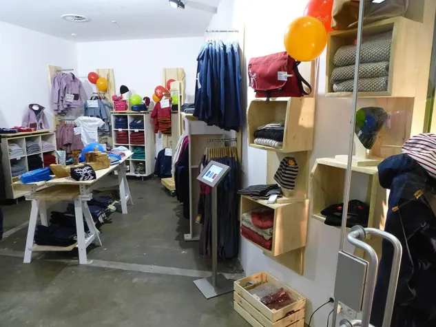 Elkline eröffnet ersten Pop-Up-Store im exklusiven Hamburger Hanseviertel Bild: Elkline eröffnet ersten Pop-Up-Store im exklusiven Hamburger Hanseviertel