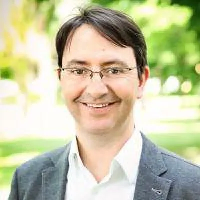 Knochen und Weichgeweberegeneration in der Kieferchirurgie Bild: Knochen und Weichgeweberegeneration in der Kieferchirurgie