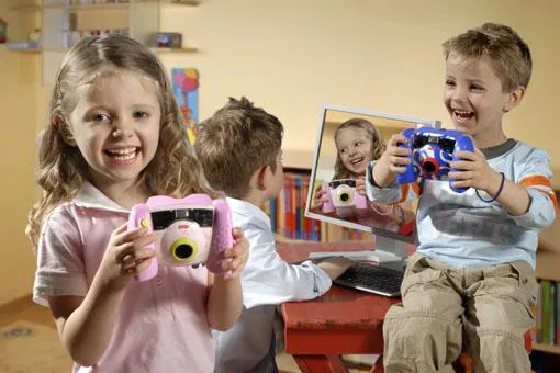 Die Fisher-Price Digitalkamera für Kinder ab 3 Jahren Bild: Die Fisher-Price Digitalkamera für Kinder ab 3 Jahren
