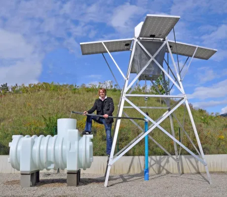 Bild: Solarbrunnen Pumpstation gewann build! Impuls Trophäe