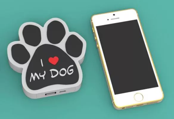 Powerbank als Hundepfote Bild: Powerbank als Hundepfote