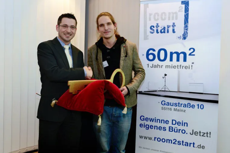 Bild: Neujahrsempfang der Wirtschaftsjunioren Mainz (Rheinhessen) 2013 / Gewinner von „room2start“ ausgezeichnet