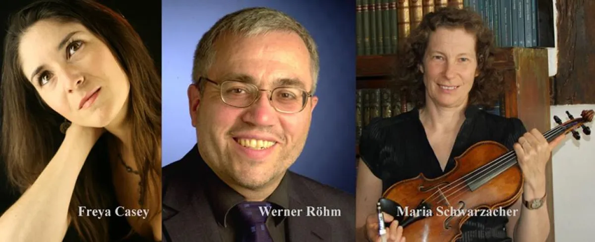 von links: Freya Caseys, Werner Röhm, Maria Schwarzacher