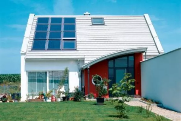 Bild: Energieverbrauch mit Solaranlagen nachhaltig senken